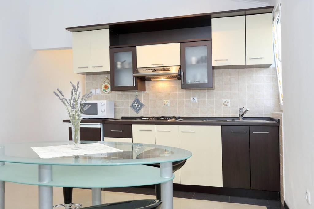 Apartmani Mlinar Gornji Karin Kültér fotó
